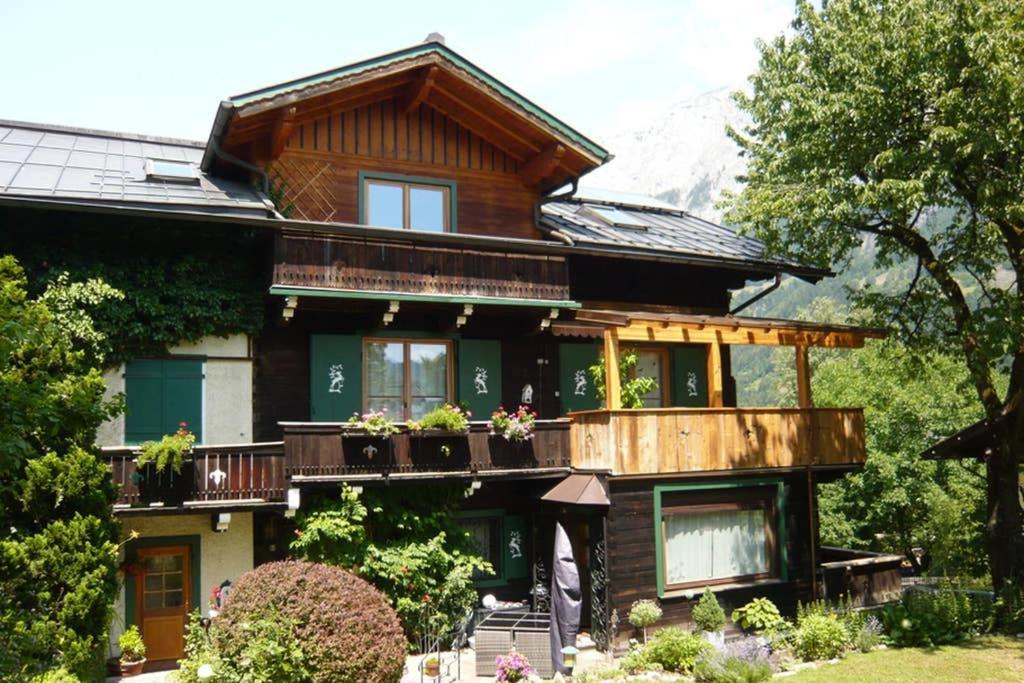Haus Weidmannsheil - Wohnen Im Romantischen Forsthaus Werfen Dış mekan fotoğraf