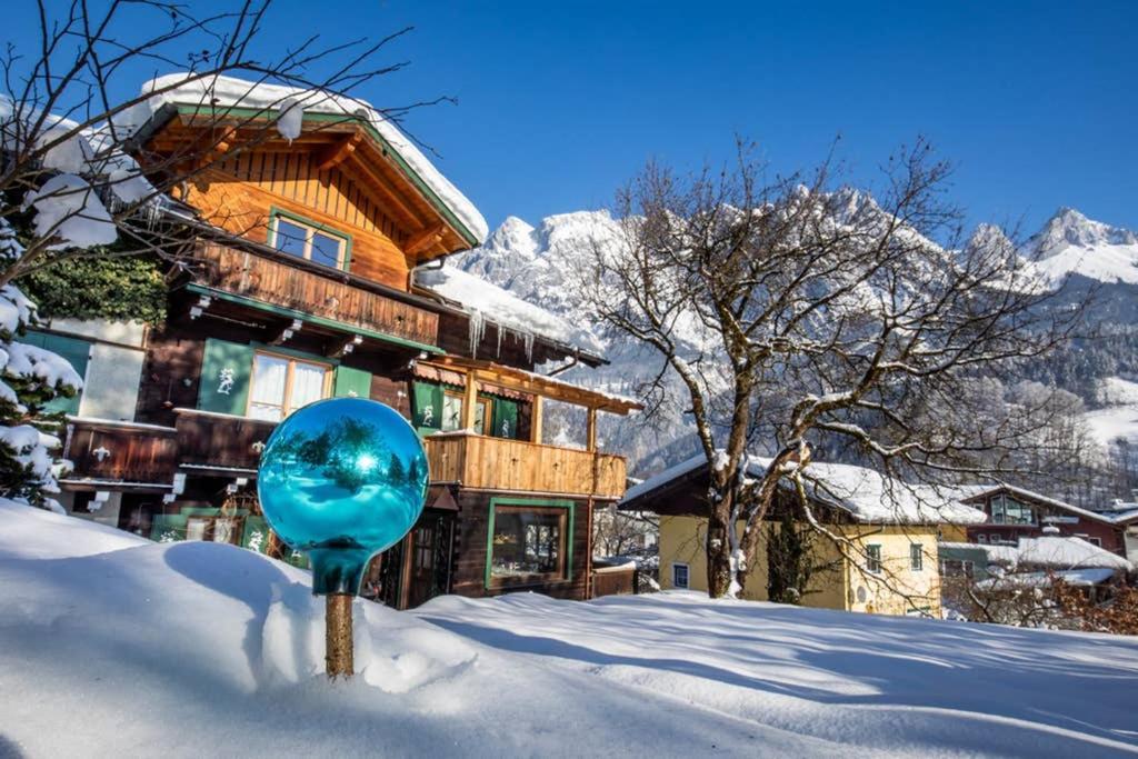 Haus Weidmannsheil - Wohnen Im Romantischen Forsthaus Werfen Dış mekan fotoğraf