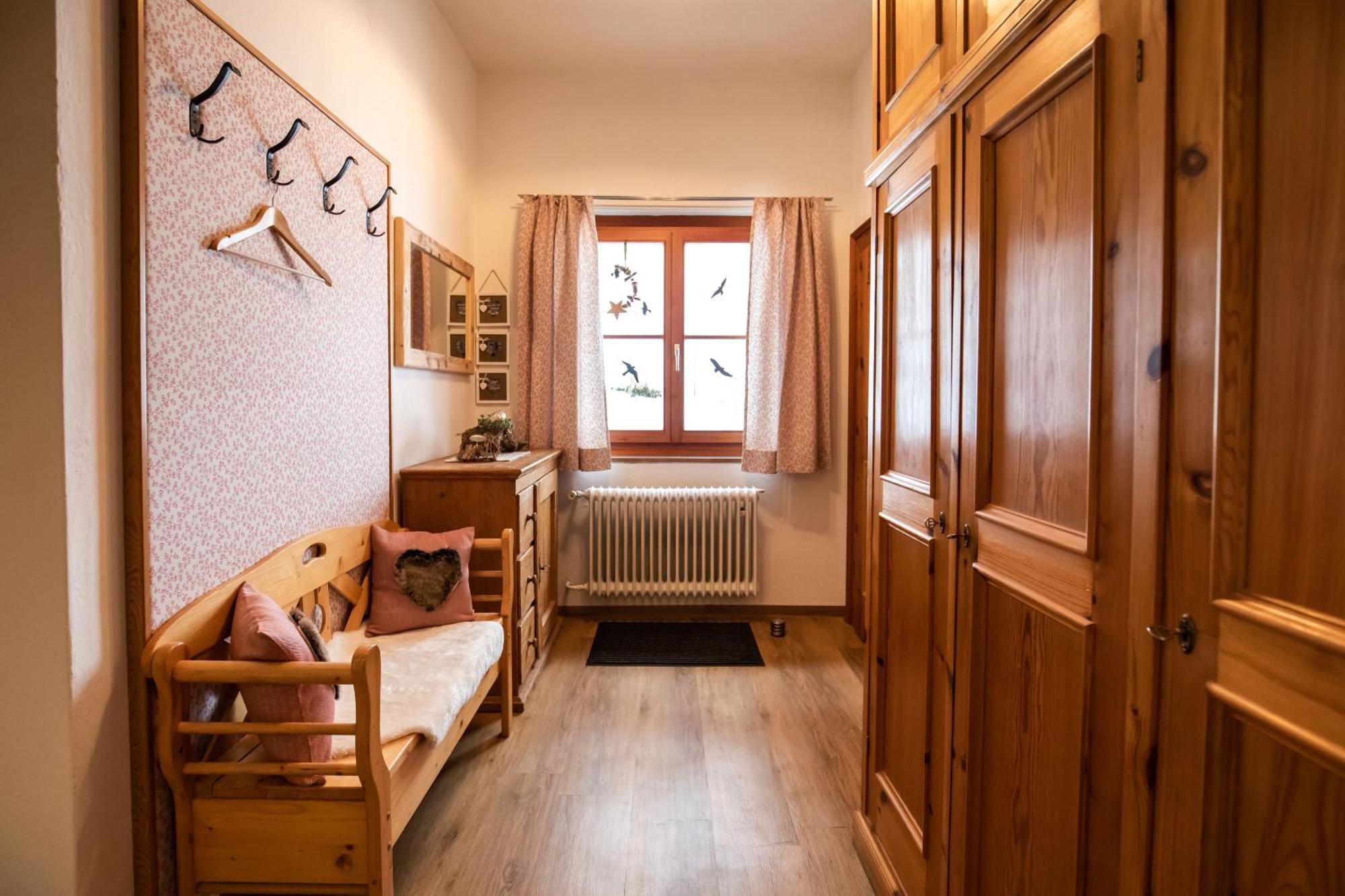Haus Weidmannsheil - Wohnen Im Romantischen Forsthaus Werfen Dış mekan fotoğraf